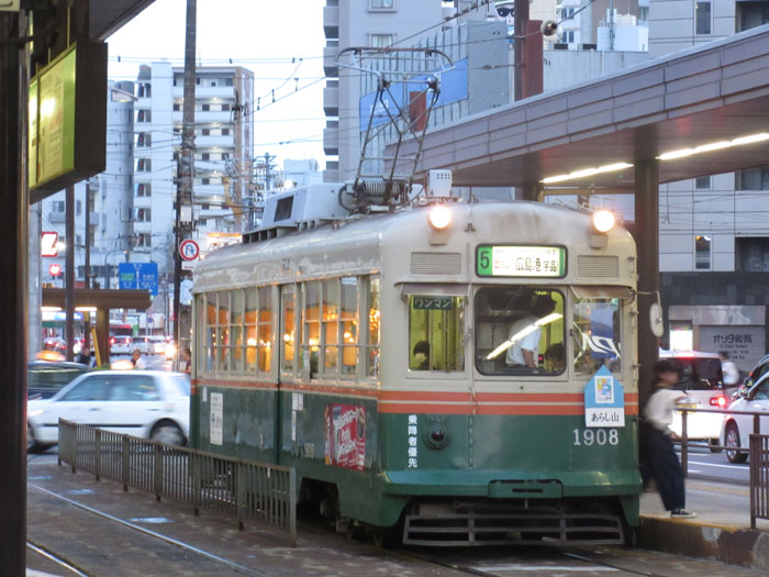 広島電鉄に移籍した、京都市電の車両。