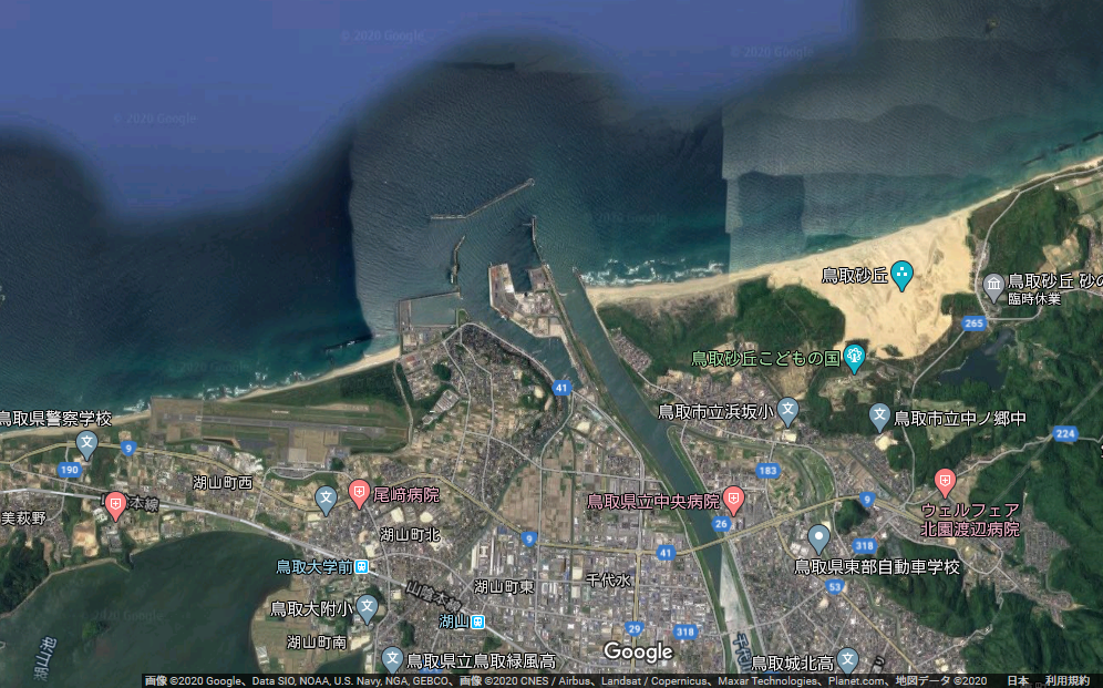 鳥取砂丘と湊の位置関係